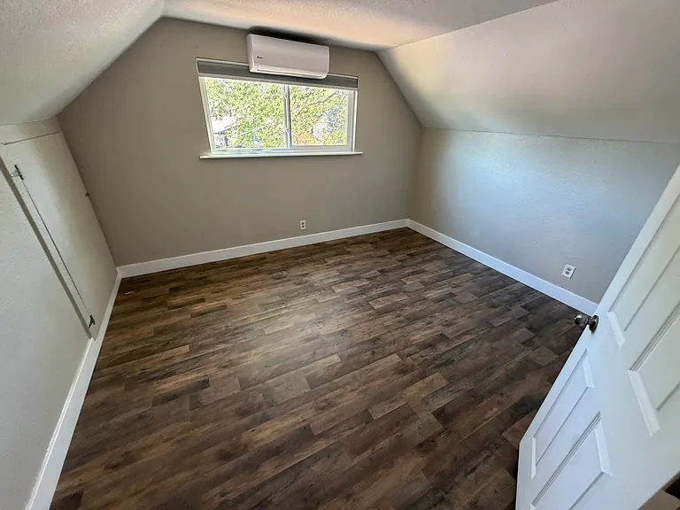 1400 Severn Dr — Photo 15