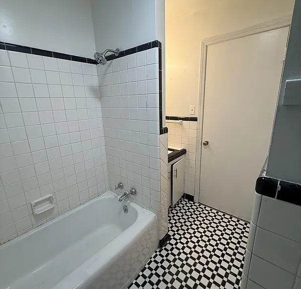 903 Collinwood Ave — Photo 7