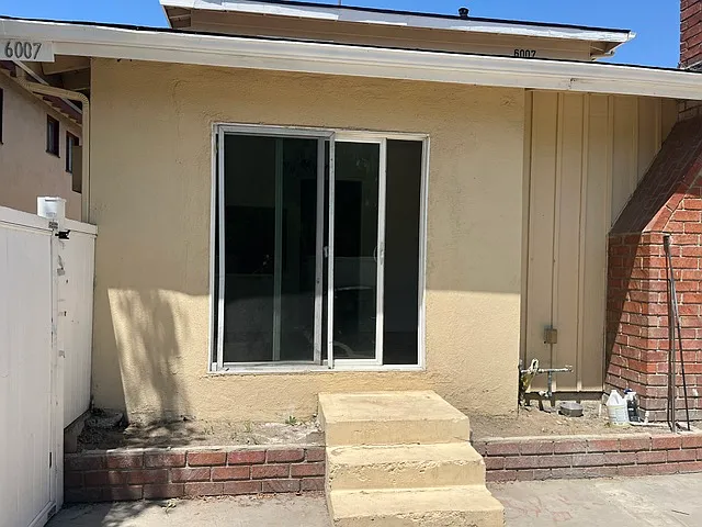 6007 Cahuenga Blvd #1A — Photo 6