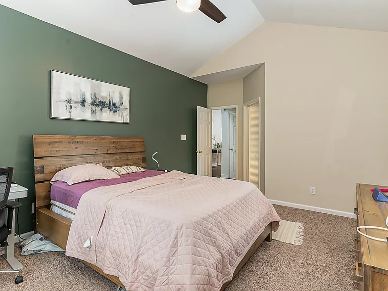 203 Brook Creek Dr — Photo 16