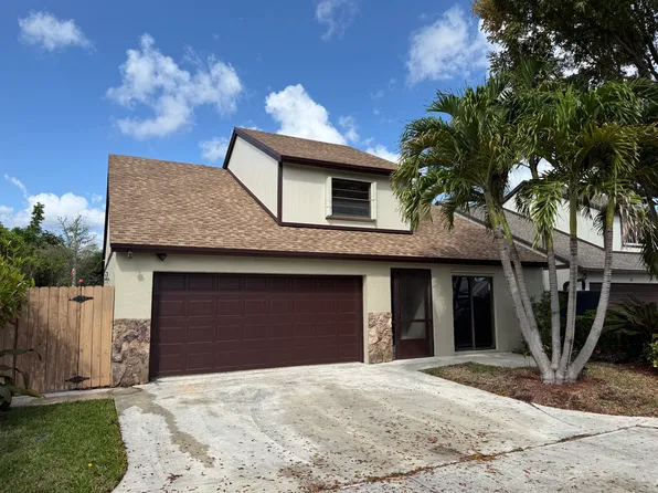 111 Beaumont Ln, Palm Beach Gardens, FL 33410