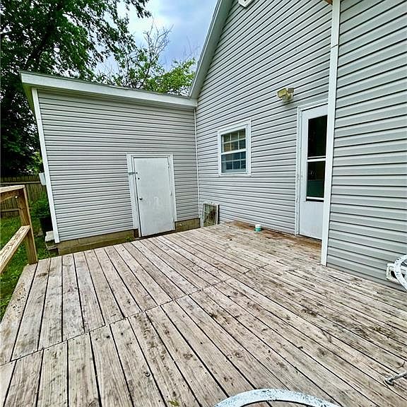 Listing photo 5