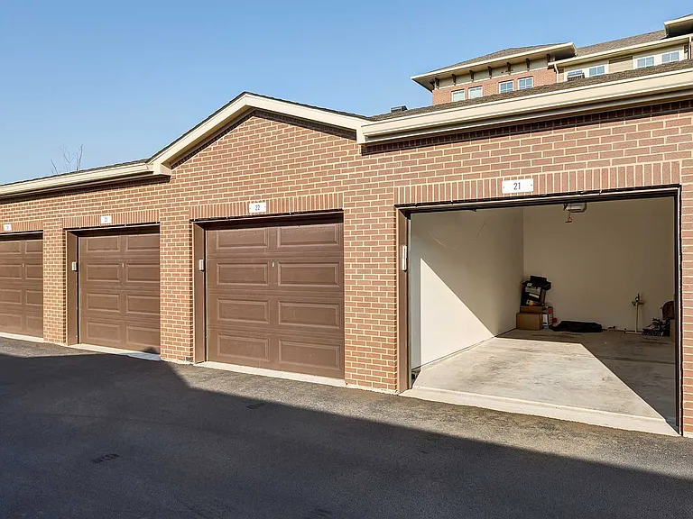 North 680 — Photo 19
