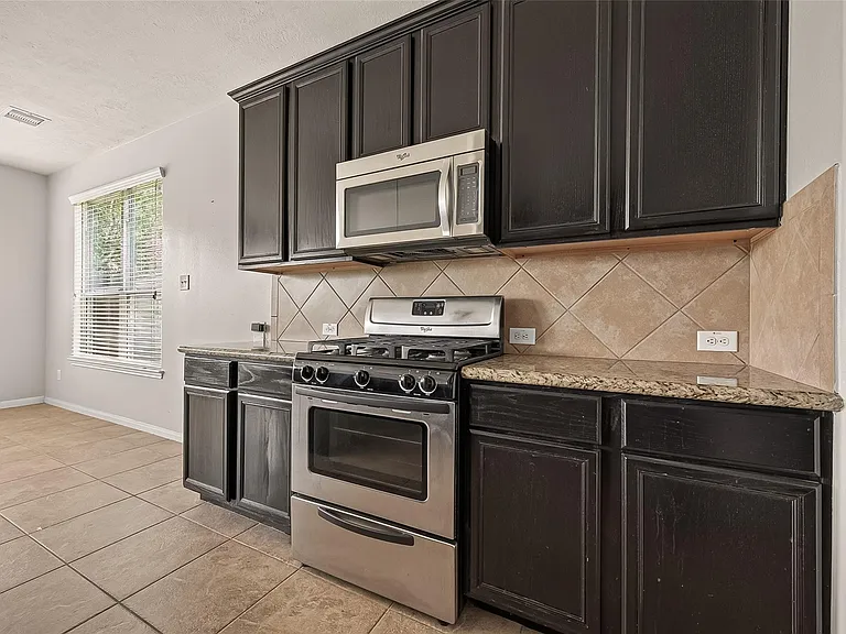 24906 Clover Ranch Dr — Photo 20