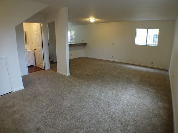 2nd image of 2326 Santa Fe Ave