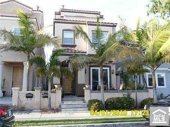 2nd image of 207 Lincoln Ave
