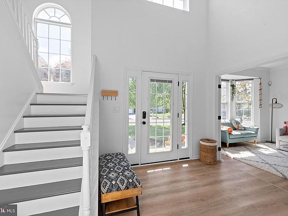 5th image of 2943 Santa Maria Dr