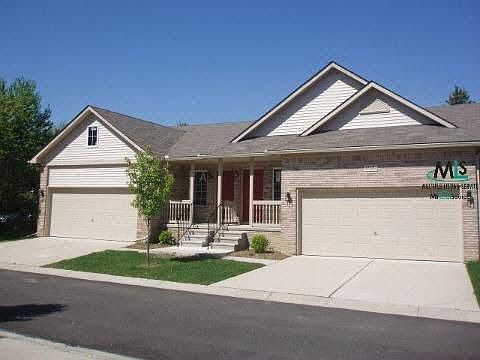 1st image of 35907 Breeze Ct