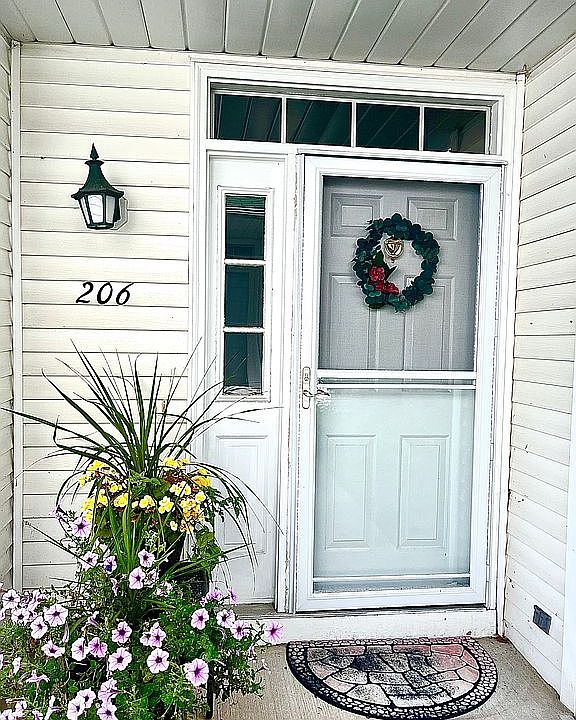 1st image of 206 Vista Cir #11C