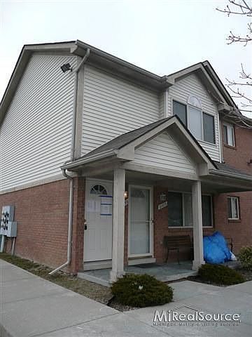 2nd image of 21070 Flora St