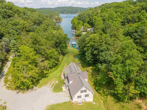 4138 Old Mill Rd, Pulaski, VA 24301