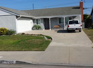 17402 Zeider Ln, Huntington Beach, CA 92647