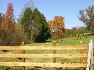 255 J. D. Lee Farm Road, Tellico Plains, TN 37385