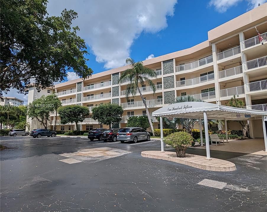1st image of 3505 Oaks Way APT 512