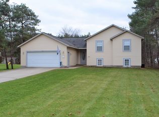 3251 Rambling Brook Rd, Muskegon, MI 49444