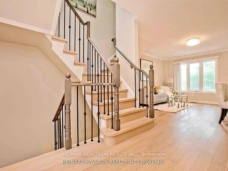 269 Finch Ave E — Photo 11