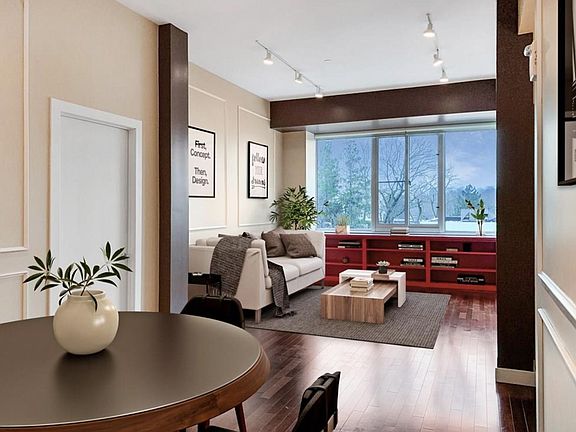 2nd image of 1515 Summer St Unit 401