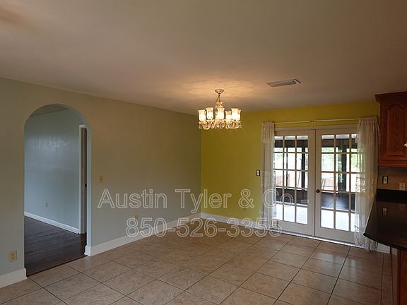 3rd image of 4664 Shankle Dr