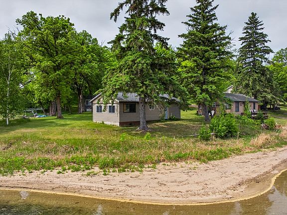 4th image of 18963 Eden Pointe Dr