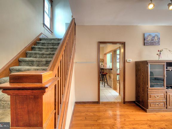 3rd image of 209 Delsea Dr