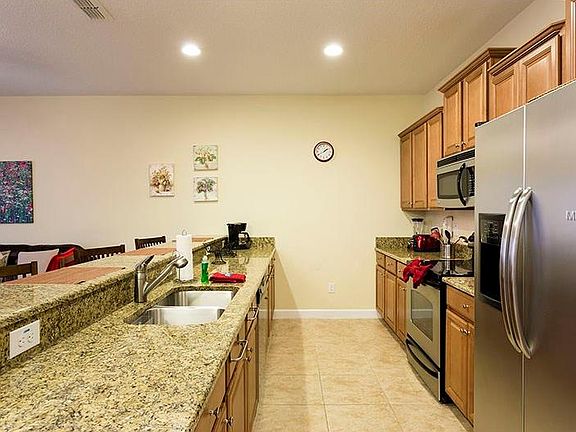 3rd image of 8957 California Palm Rd