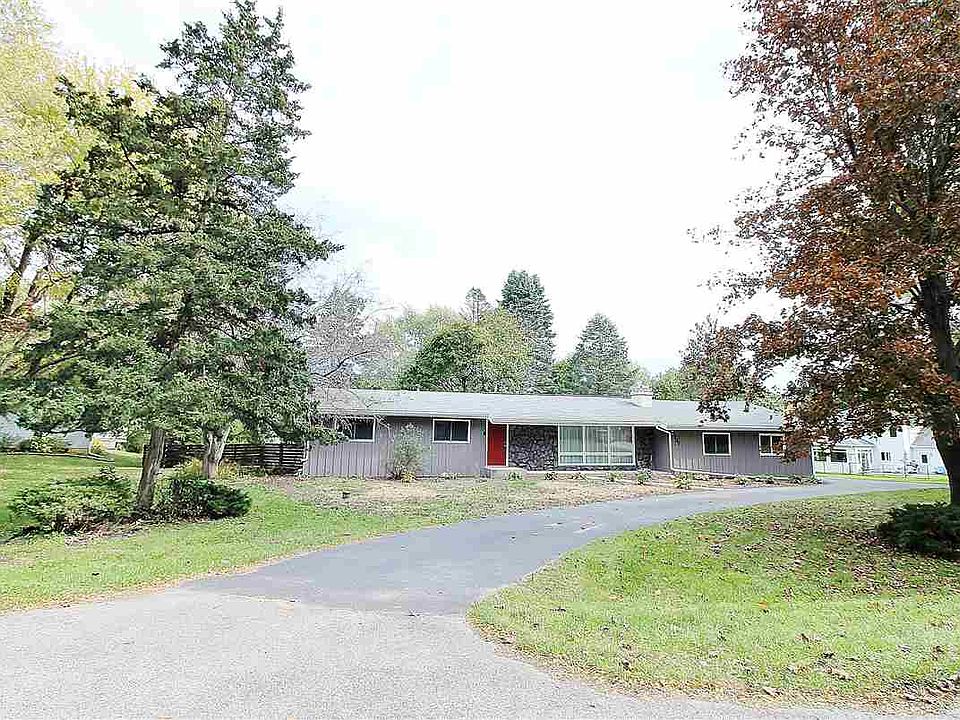 1st image of 730 Friendship Dr