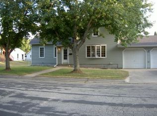 1020 W Franklin St, Portage, WI 53901