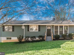 6937 Hollenberry Rd, Sykesville, MD 21784