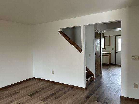 5th image of 230 North St #18119396