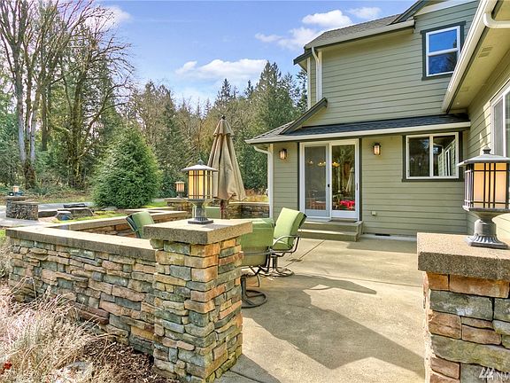 2nd image of 2840 39th Ln NW
