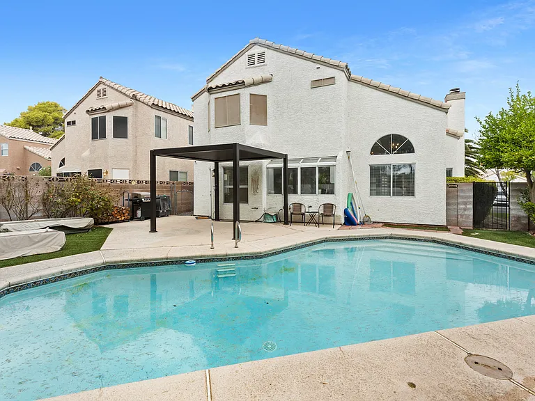 8337 Tide Pool Dr — Photo 2