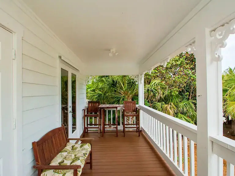 1821 E Barefoot Pl — Photo 16