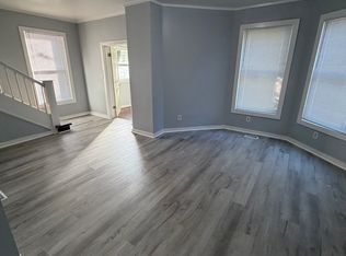 3 Academy Pl, Watertown, NY 13601