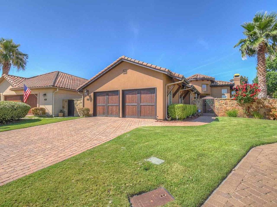 1st image of 107 Blanco Ct