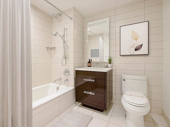 5th image of 227 W 77th St APT 12C