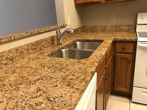 4th image of 7615 Edinborough Way APT 4108