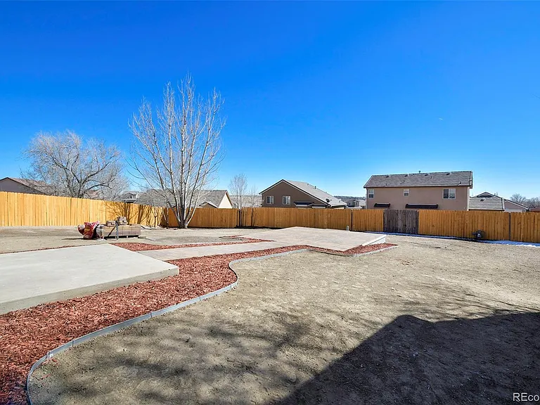 120 Fence Post Ct — Photo 17