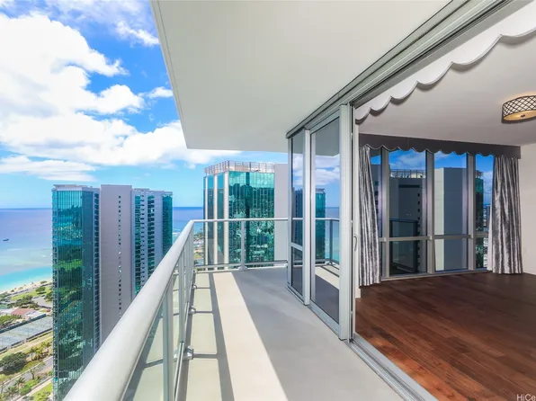 1189 Waimanu St APT 4101, Honolulu, HI 96814