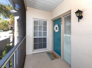 400 Laurel Lake Dr UNIT 203, Venice, FL 34292