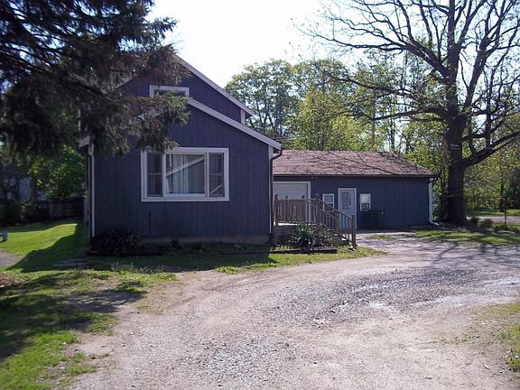 5th image of 305 N Nottawa St