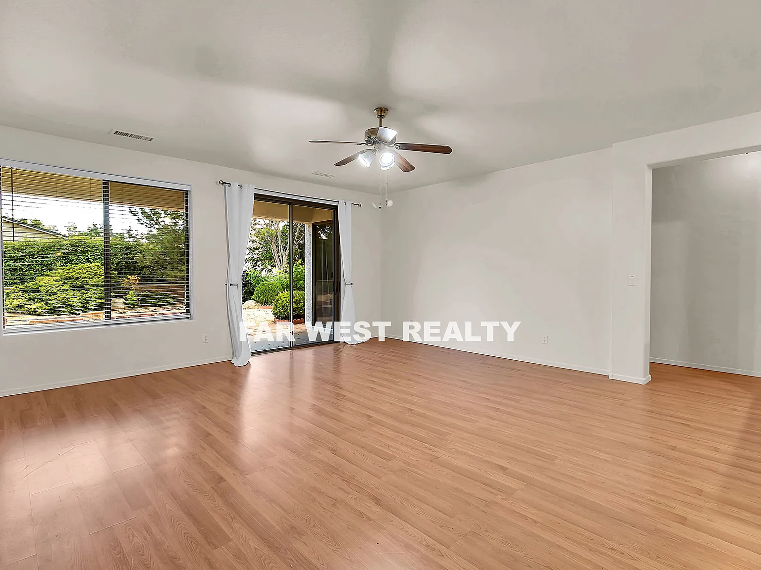3 bed, 1800 sqft, $2,375 — Photo 4