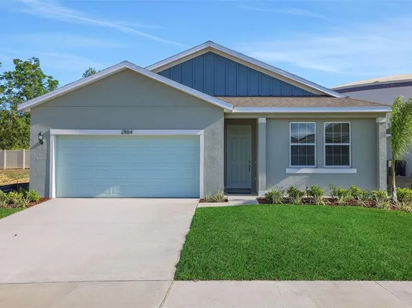 2884 Supermarine Rd, Tavares, FL 32778