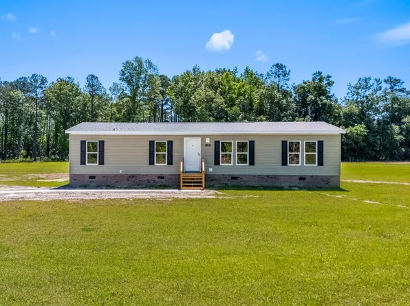 105 Retired Ave., Marion, SC 29571