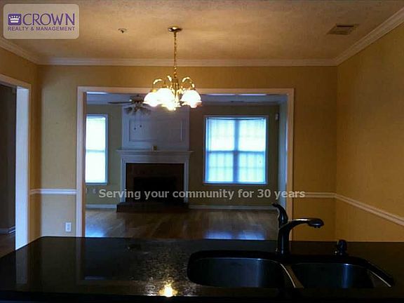 3rd image of 1333 Glenover Way