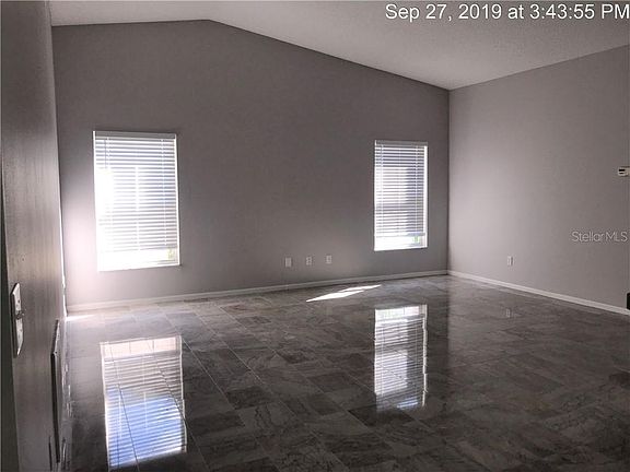 3rd image of 14131 Lord Barclay Dr