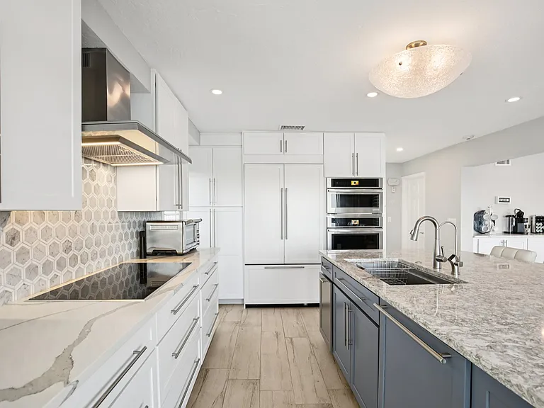 5422 Siesta Cove Dr — Photo 8