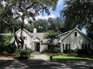33 McIntosh Rd, Hilton Head Island, SC 29926