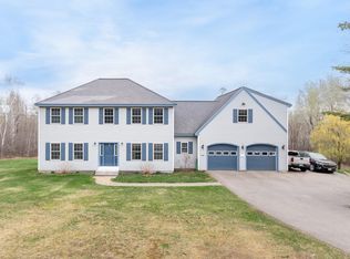 75 Hodgdon Rd, Northfield, NH 03276
