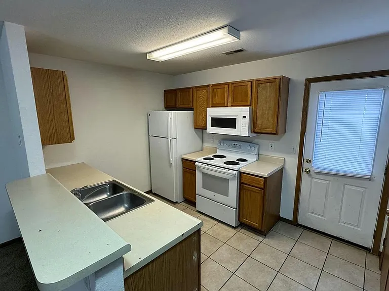 1521 Native Dancer Ct — Photo 2