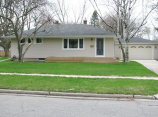 314 Vail St, Midland, MI 48642